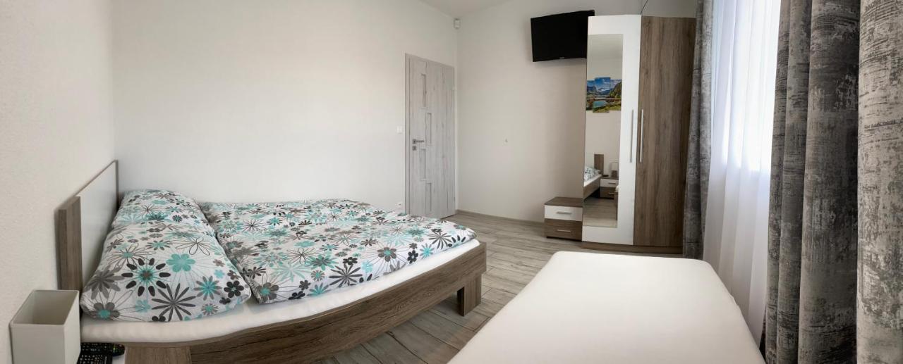 Apartman Pod Klinom 普利比利那 外观 照片